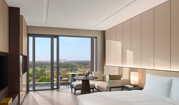 New World Hoiana Hotel