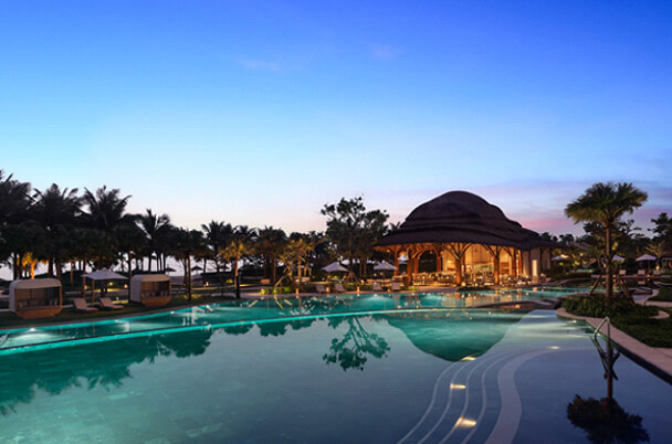 NEW WORLD HOIANA BEACH RESORT